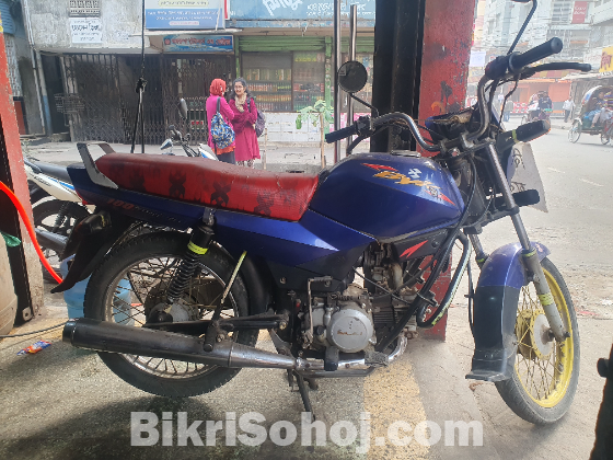 Bajaj Byk (2014)